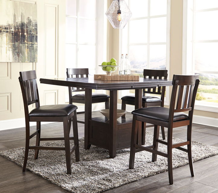 Haddigan – Dining Table With Bar Stools