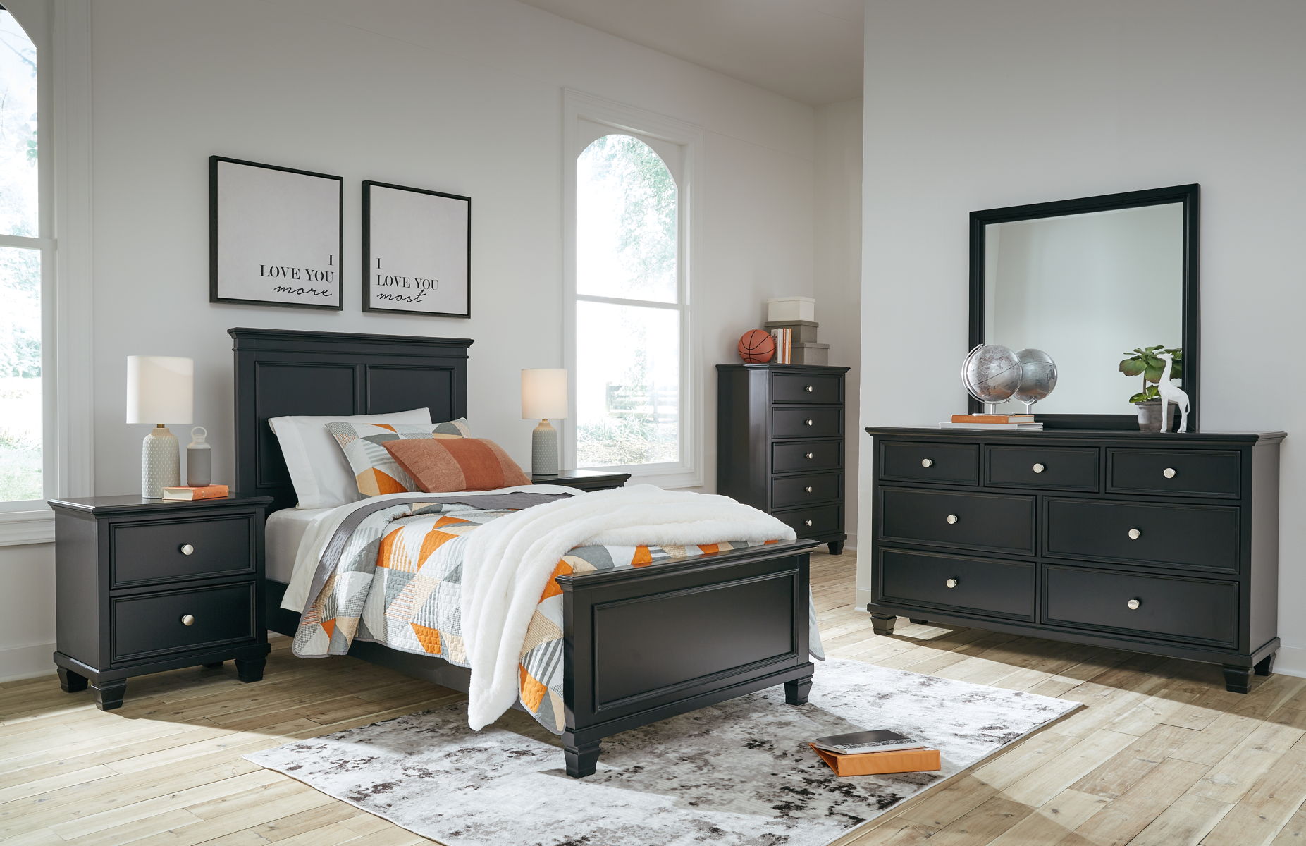 Lanolee – Panel Bedroom Set