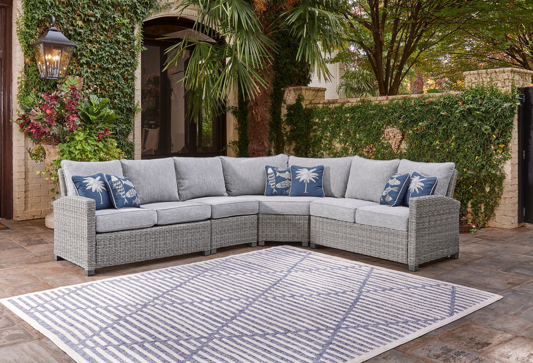 Naples Beach – Sectional Lounge