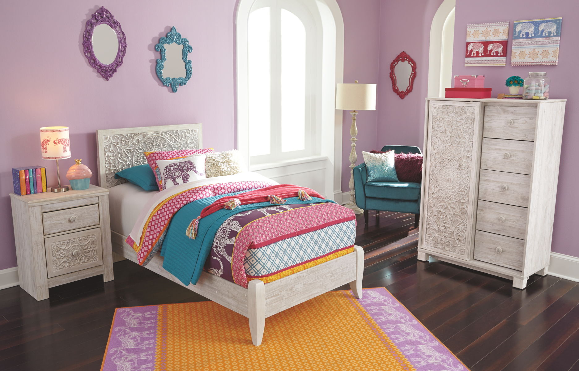 Paxberry – Youth Bedroom Set