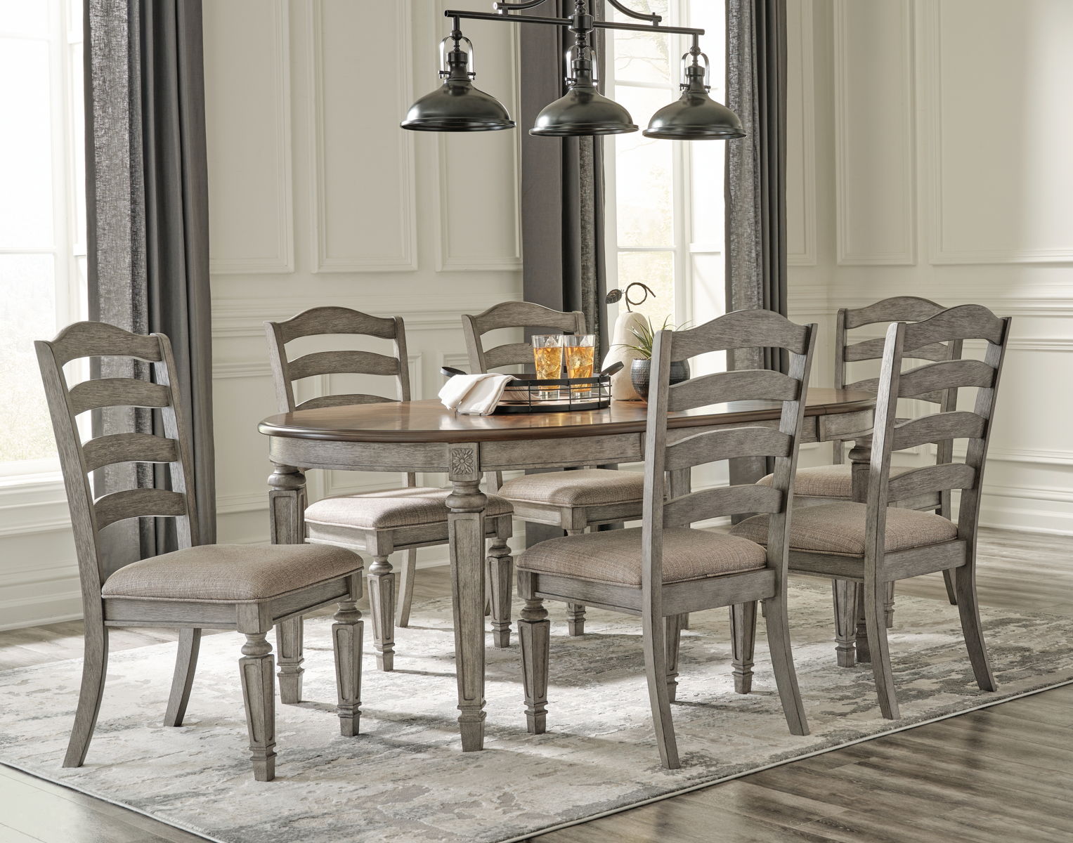 Lodenbay – Extensiontable Dining Room Set