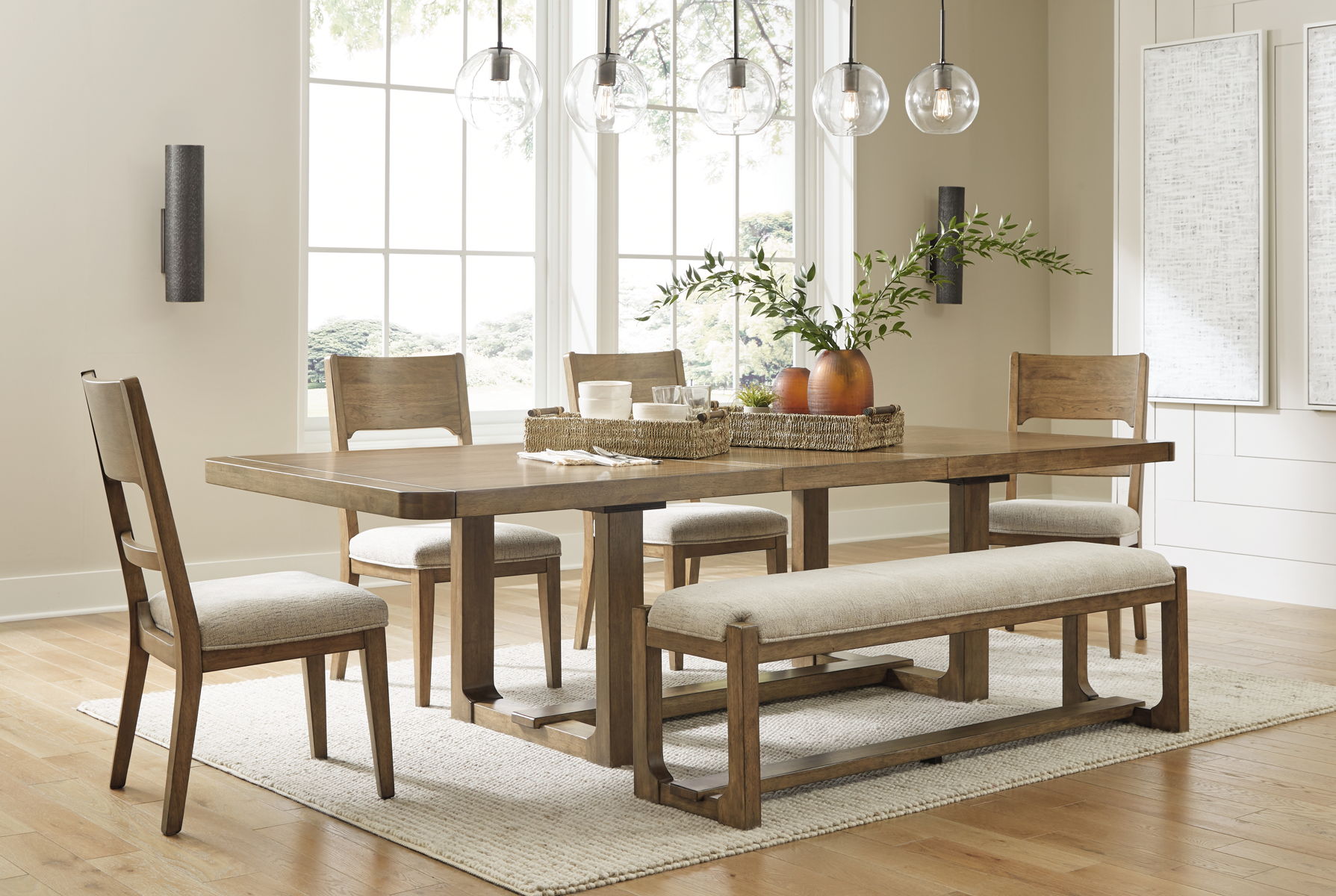 Cabalynn – Dining Room Set