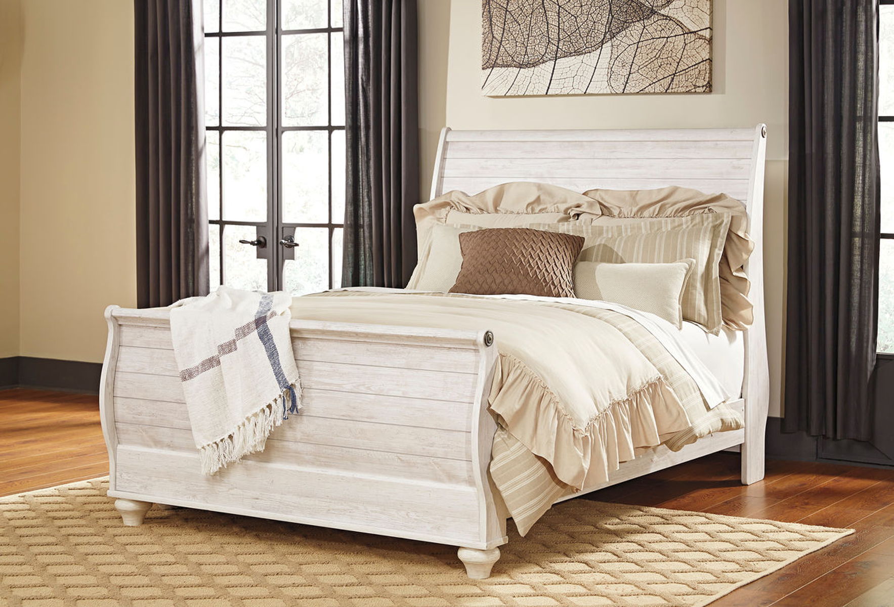 Willowton – Sleigh Bed