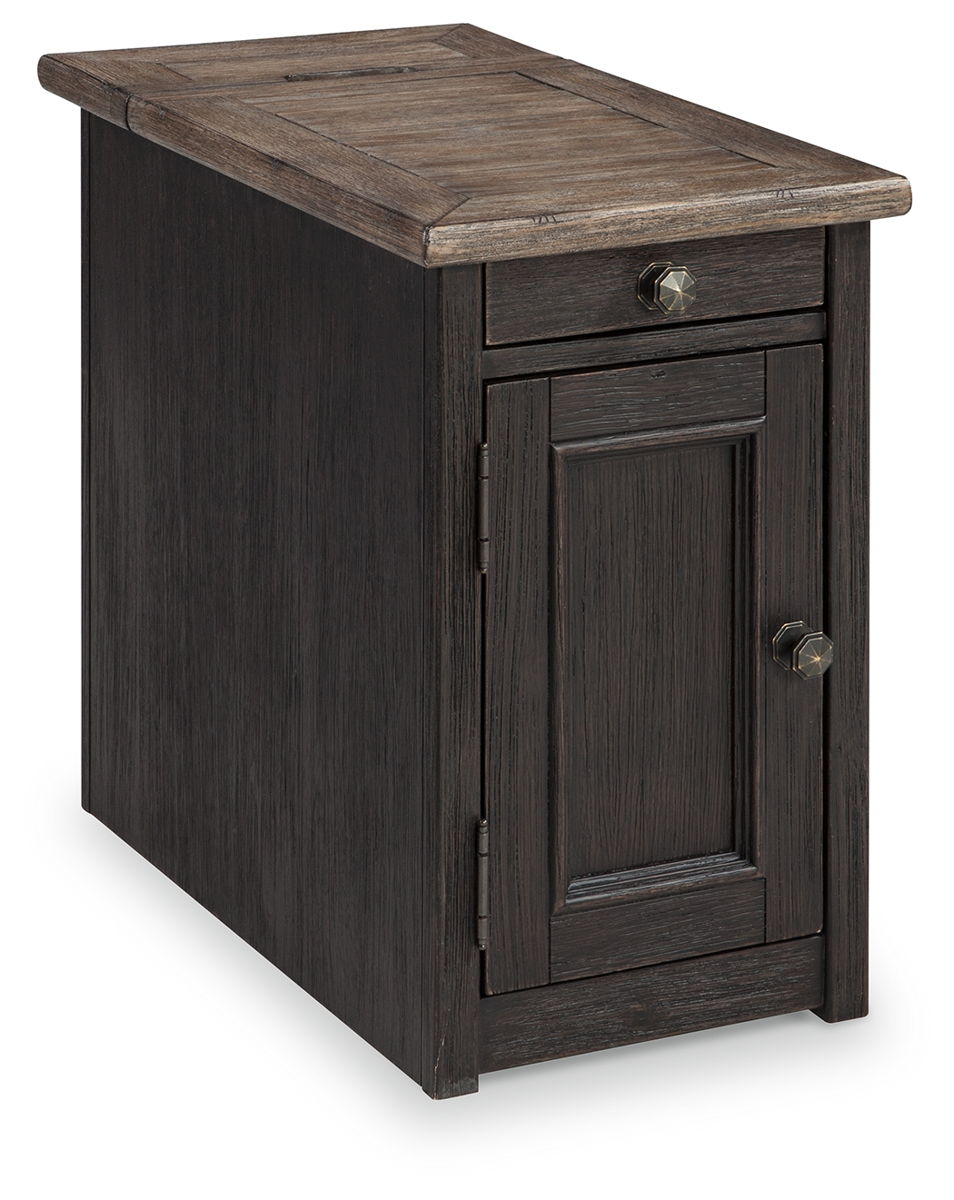 Tyler – Grayish Brown / Black – Chair Side End Table