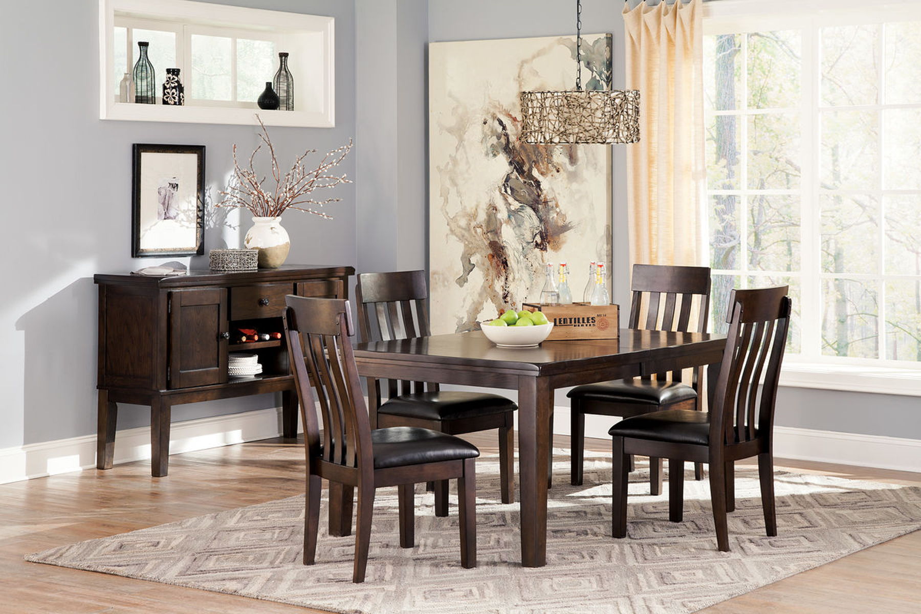 Haddigan – Dining Table With Side Chairs