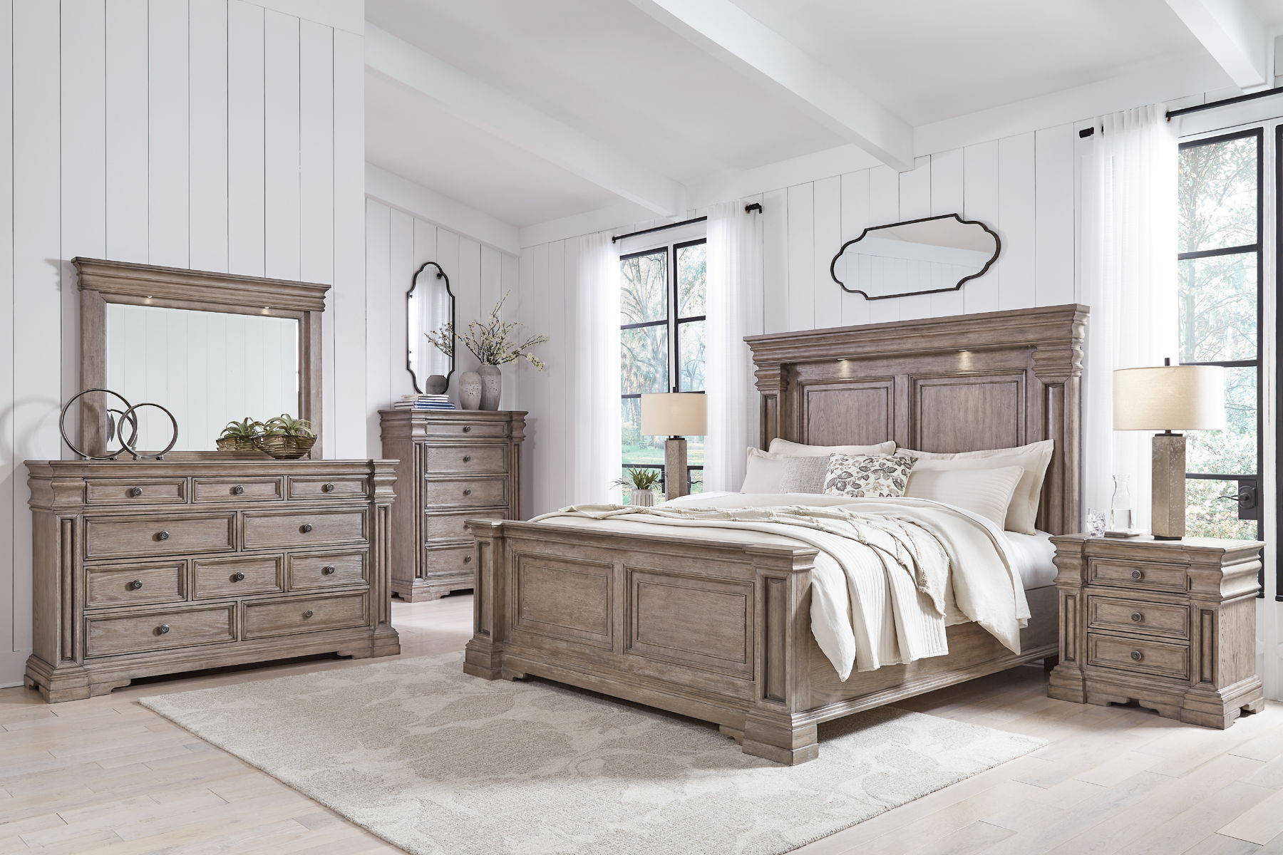 Blairhurst – Panel Bedroom Set