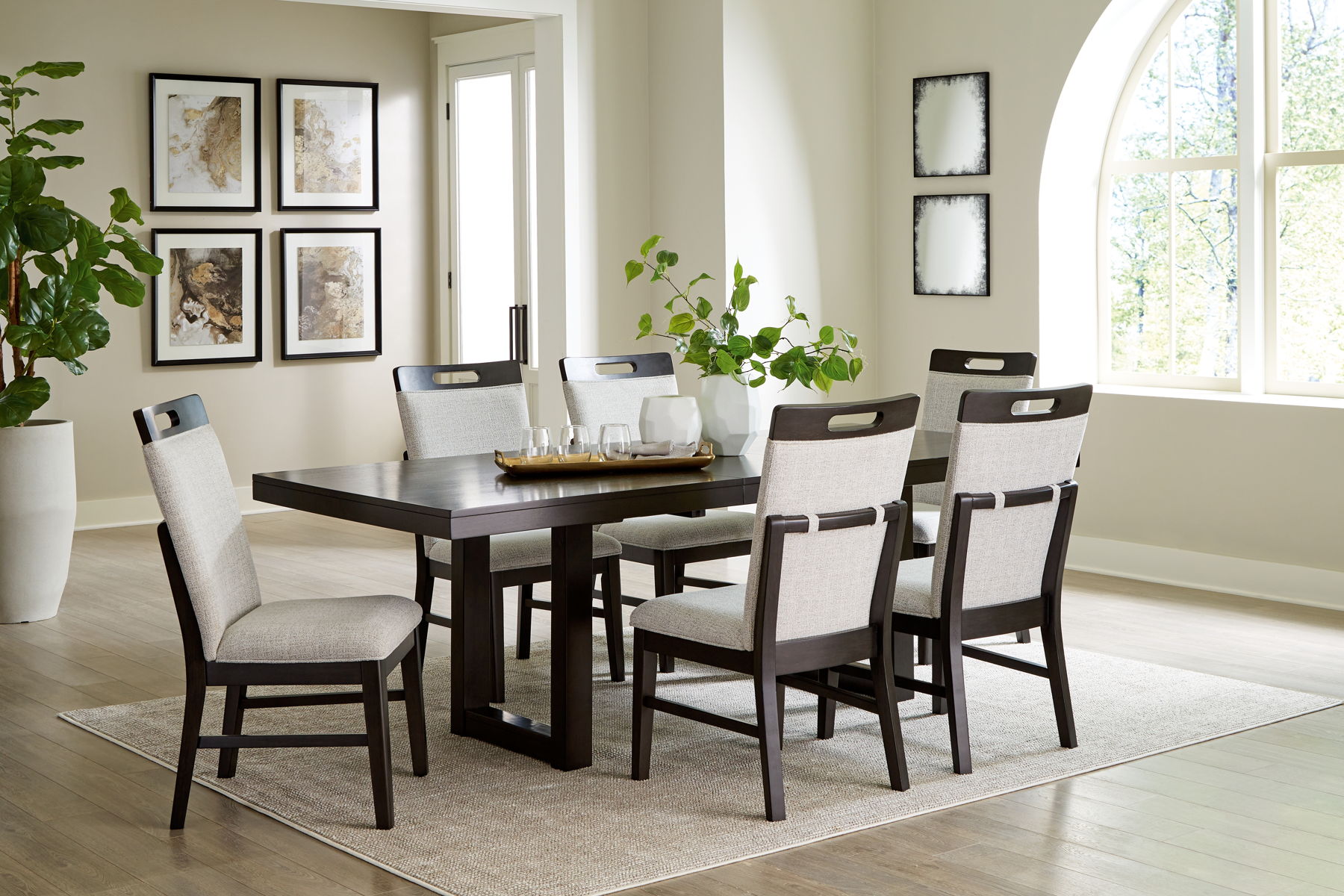 Neymorton – Dark Grayish Brown – 7 Pc. – Rectangular Extension Table, 6 Side Chairs