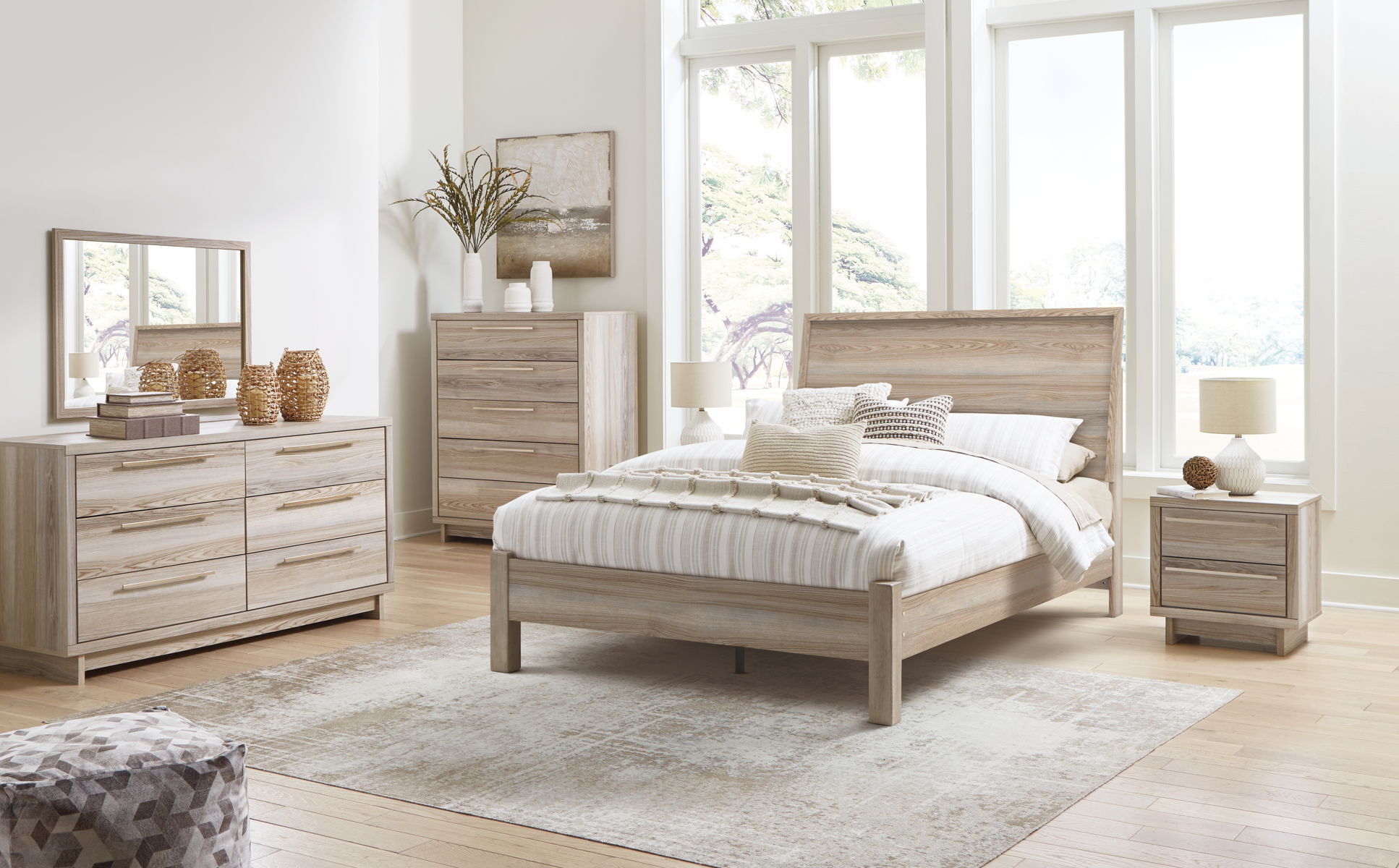 Hasbrick – Panel Bedroom Set