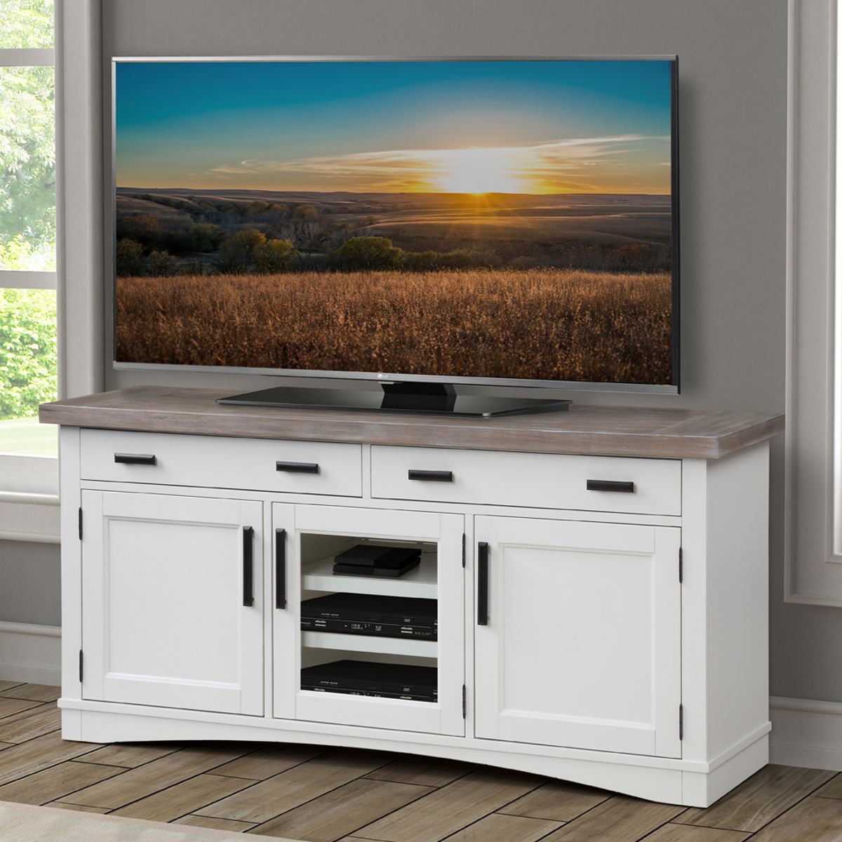 Americana Modern – TV Console (63″)