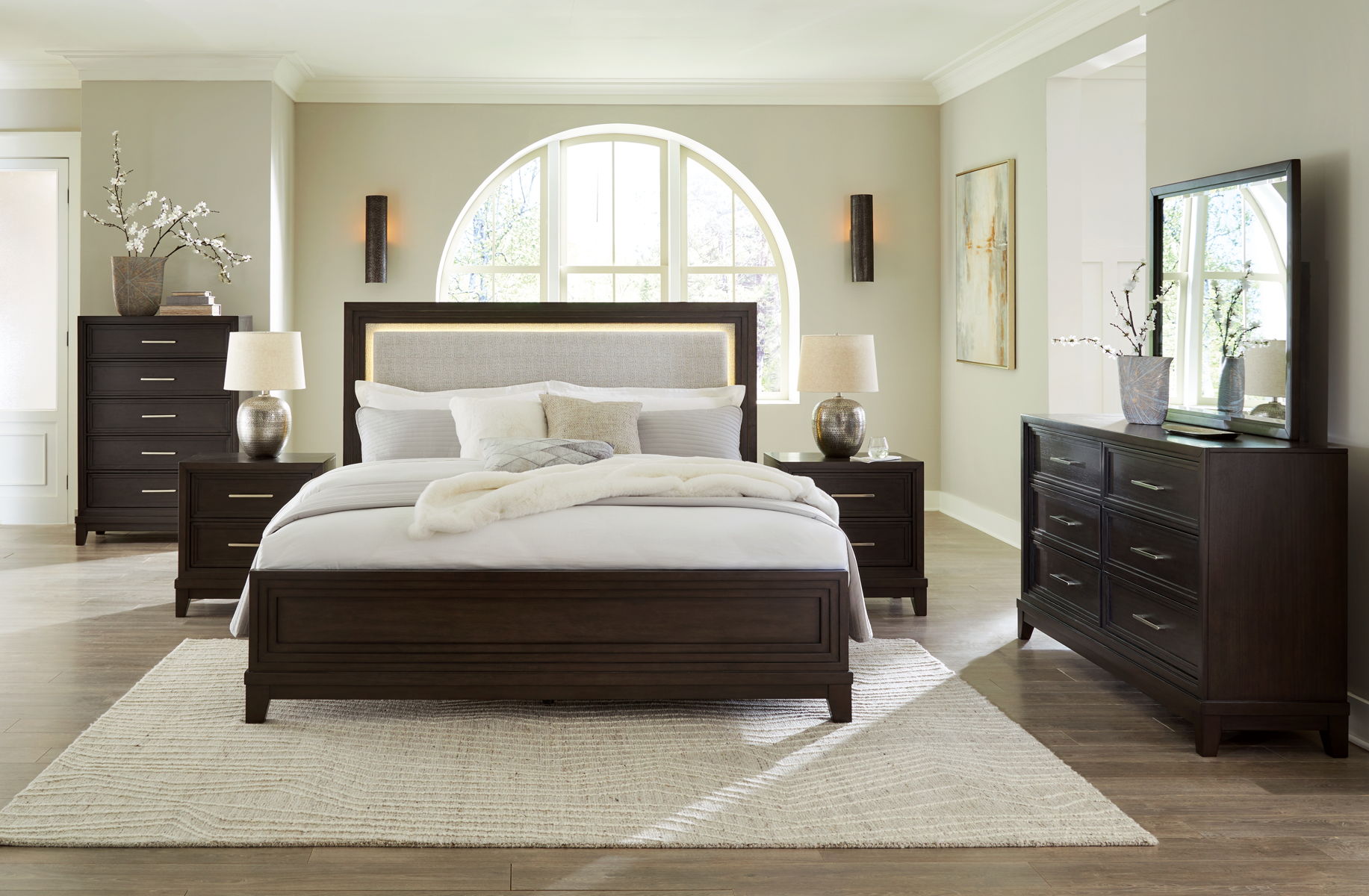 Neymorton – Panel Bedroom Set