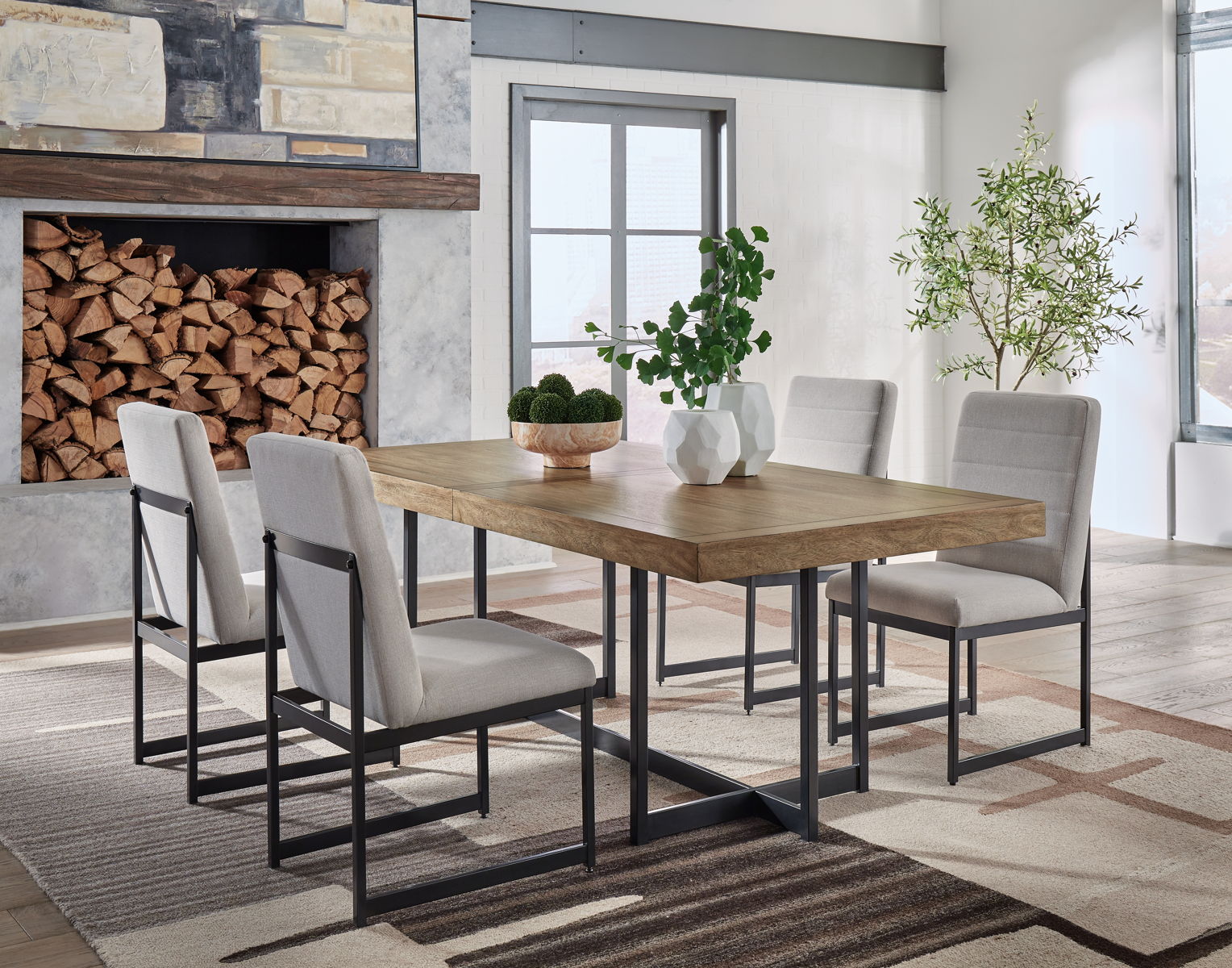 Tomtyn – Dining Room Set